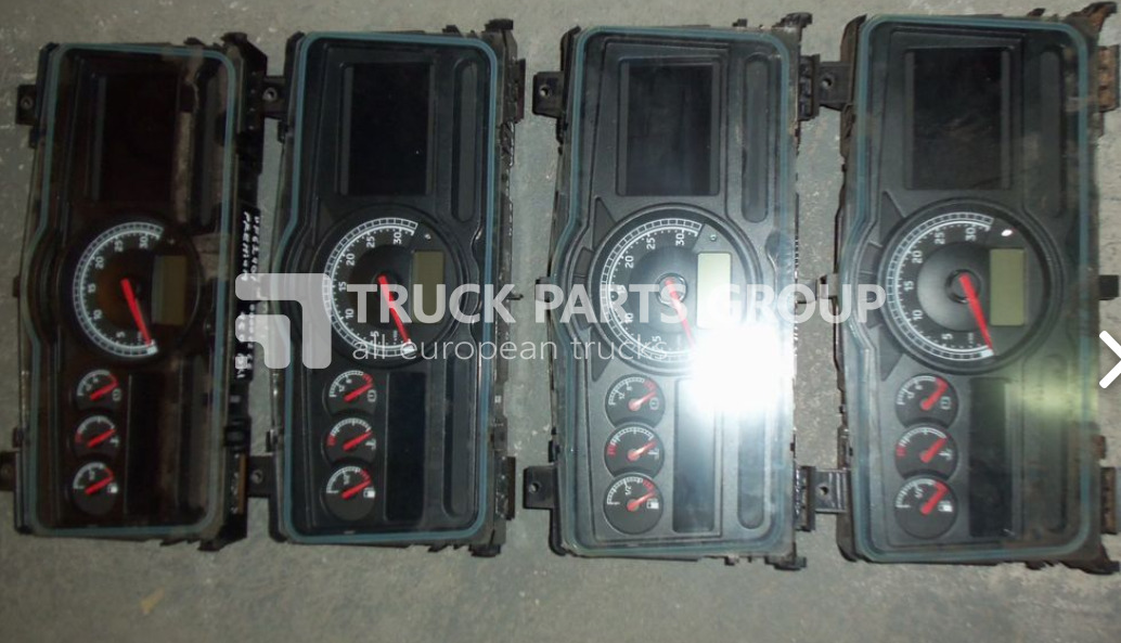 RENAULT Premium, Magnum DXI instrument panel, instrument cluster, dashbo dashboard - Panel de instrumentos pour Camion: photos 2 RENAULT Premium, Magnum DXI instrument panel, instrument cluster, dashbo dashboard - Panel de instrumentos pour Camion: photos 2