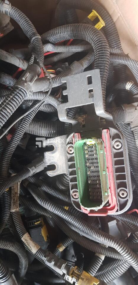 VOLVO FH4 euro6, RENAULT RAGE / GAMA cable harness, connectors, electric lines, electric cables FCIOM ,CCIOM, RCIOM 22046285, 21675272, 21675276, 21675305, 21675306, 21914997, 22163864, 21120361, 2230 - Câble/ Fil pour Camion: photos 2 VOLVO FH4 euro6, RENAULT RAGE / GAMA cable harness, connectors, electric lines, electric cables FCIOM ,CCIOM, RCIOM 22046285, 21675272, 21675276, 21675305, 21675306, 21914997, 22163864, 21120361, 2230 - Câble/ Fil pour Camion: photos 2