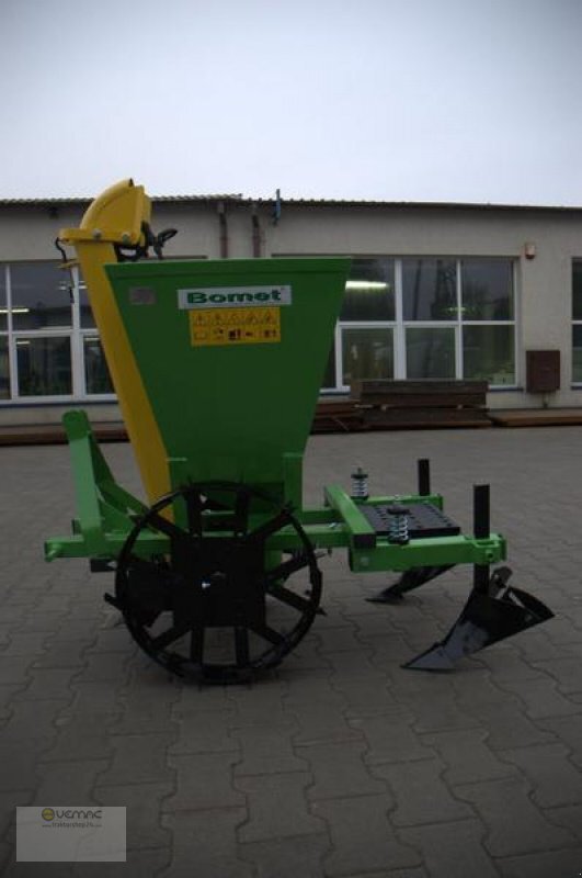 BOMET Kartoffelpflanzmaschine Kartoffellegemaschine 1-reihig NEU - Planteuse de pommes de terre: photos 4 BOMET Kartoffelpflanzmaschine Kartoffellegemaschine 1-reihig NEU - Planteuse de pommes de terre: photos 4