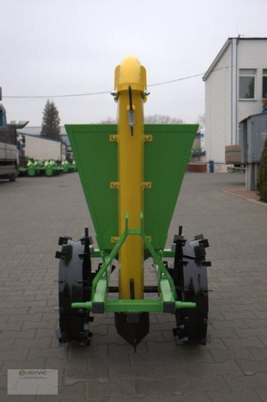 BOMET Kartoffelpflanzmaschine Kartoffellegemaschine 1-reihig NEU - Planteuse de pommes de terre: photos 2 BOMET Kartoffelpflanzmaschine Kartoffellegemaschine 1-reihig NEU - Planteuse de pommes de terre: photos 2