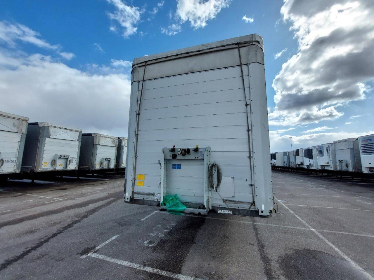 2019 Schmitz Cargobull SCS24/L Lifting Axle - Semi-remorque rideaux coulissants: photos 1 2019 Schmitz Cargobull SCS24/L Lifting Axle - Semi-remorque rideaux coulissants: photos 1
