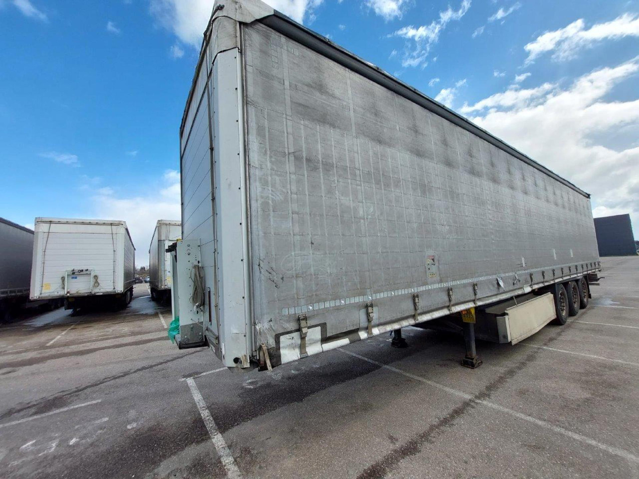 2019 Schmitz Cargobull SCS24/L Lifting Axle - Semi-remorque rideaux coulissants: photos 2 2019 Schmitz Cargobull SCS24/L Lifting Axle - Semi-remorque rideaux coulissants: photos 2