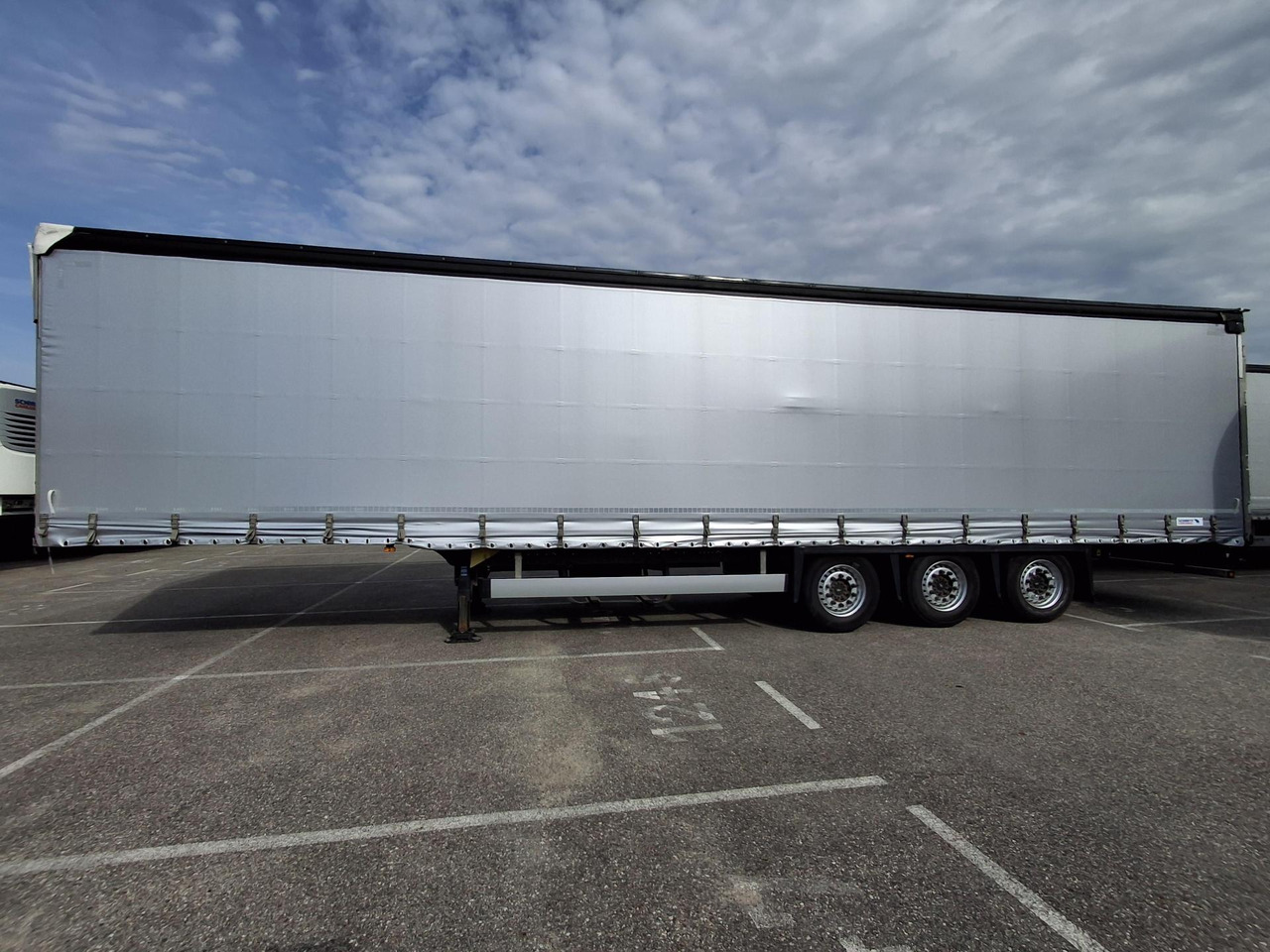 2019 Schmitz Cargobull SCS24/L Varios - Semi-remorque rideaux coulissants: photos 5 2019 Schmitz Cargobull SCS24/L Varios - Semi-remorque rideaux coulissants: photos 5