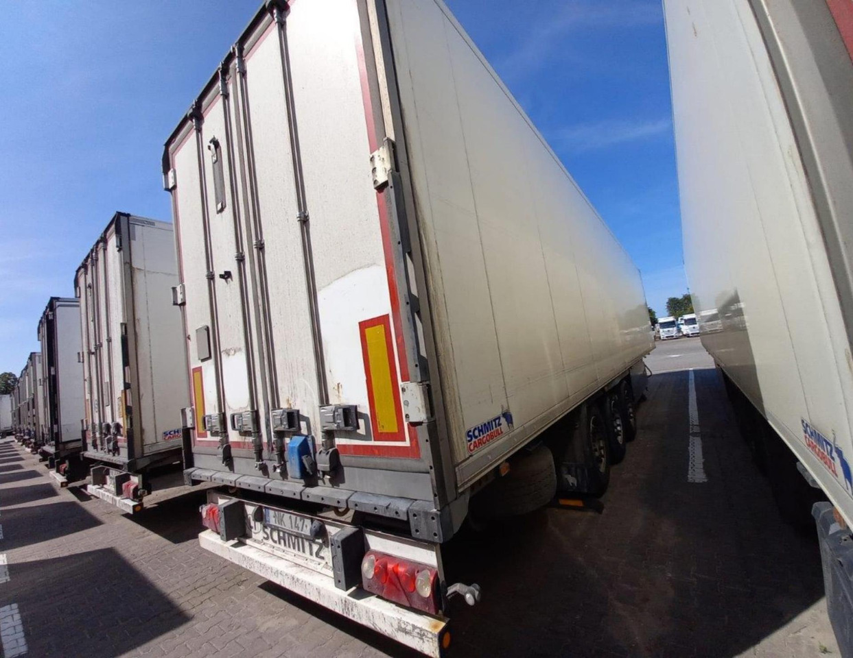 2020 Schmitz Cargobull SKO FP 60 ThermoKing SLXi 300 - Semi-remorque frigorifique: photos 3 2020 Schmitz Cargobull SKO FP 60 ThermoKing SLXi 300 - Semi-remorque frigorifique: photos 3