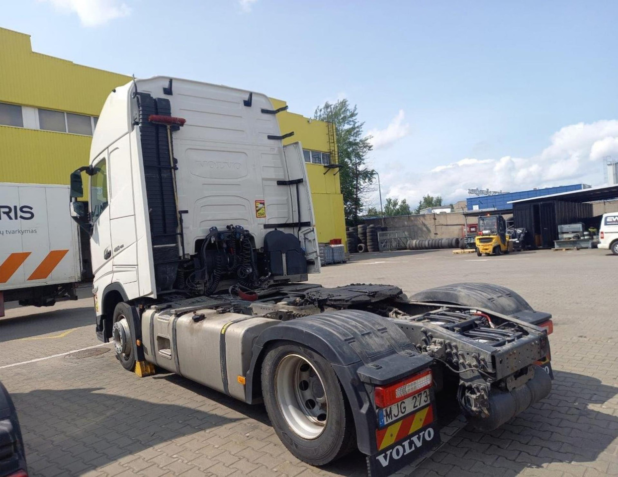 2022 Volvo FH 460 Globetrotter XL Varios i-Save I-ParkCool - Tracteur routier: photos 3 2022 Volvo FH 460 Globetrotter XL Varios i-Save I-ParkCool - Tracteur routier: photos 3