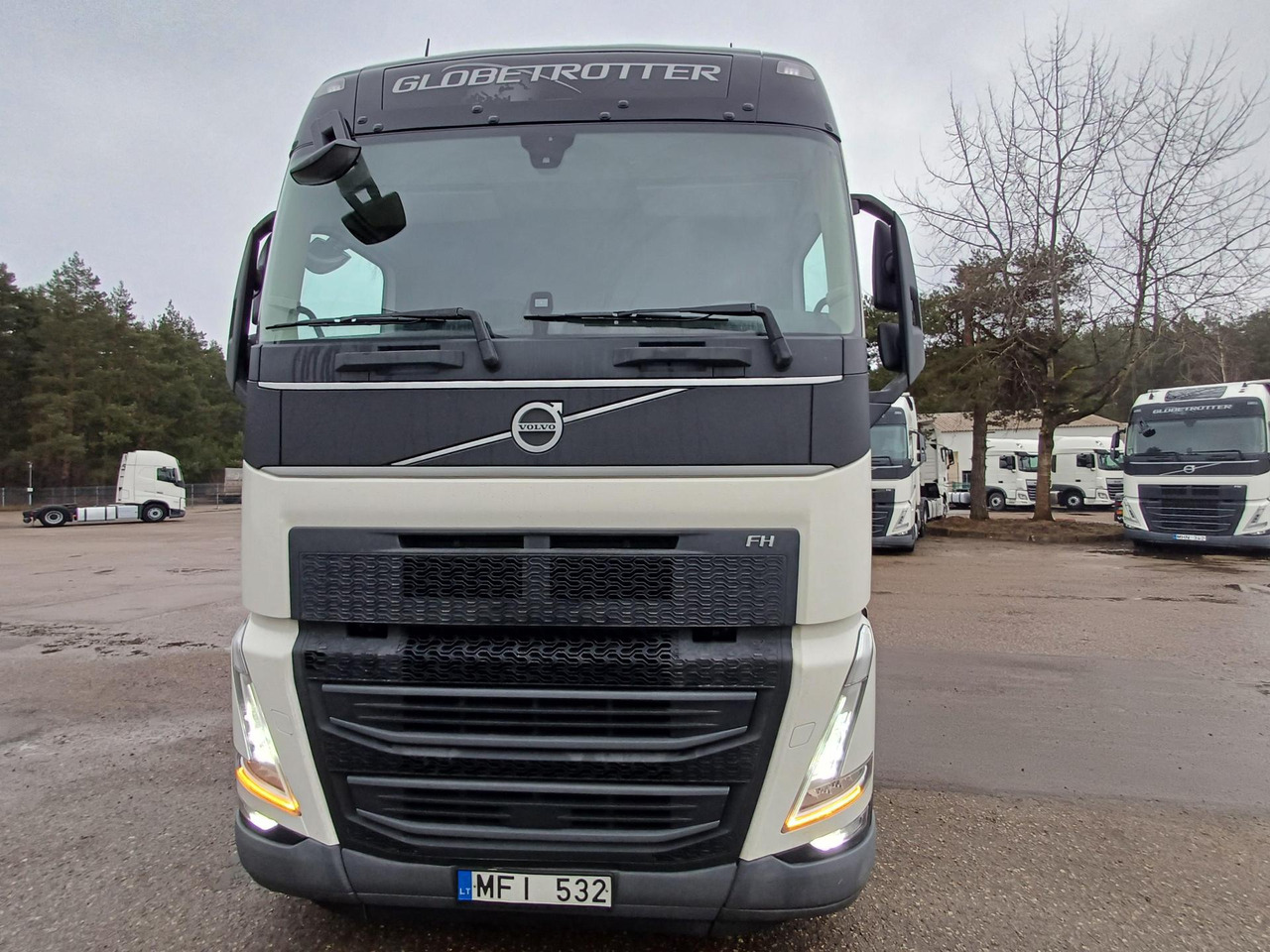 2022 Volvo FH 500 Globetrotter XL - Tracteur routier: photos 1 2022 Volvo FH 500 Globetrotter XL - Tracteur routier: photos 1