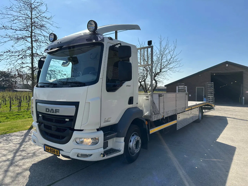 DAF LF 250 / NL TRUCK / EURO6 / LENGTE BAK 950cm / 12T - Camion porte-voitures: photos 1 DAF LF 250 / NL TRUCK / EURO6 / LENGTE BAK 950cm / 12T - Camion porte-voitures: photos 1