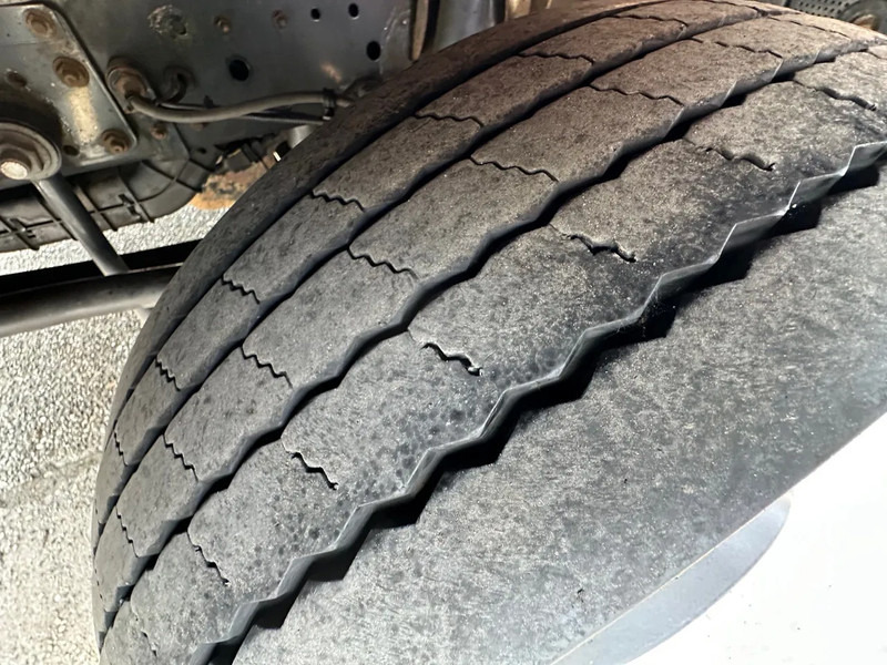 Iveco EuroCargo 80 -160L / EURO 6 / 7.5t / WINCH / ALU RAMPS - Camion porte-voitures: photos 5 Iveco EuroCargo 80 -160L / EURO 6 / 7.5t / WINCH / ALU RAMPS - Camion porte-voitures: photos 5