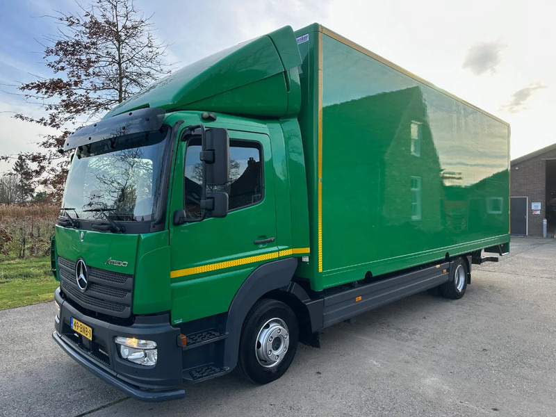 Mercedes-Benz Atego 1018 / NL TRUCK / AIRCO / BOX+LIFT+SIDE DOOR / AUTOMATIC - Camion fourgon: photos 1 Mercedes-Benz Atego 1018 / NL TRUCK / AIRCO / BOX+LIFT+SIDE DOOR / AUTOMATIC - Camion fourgon: photos 1