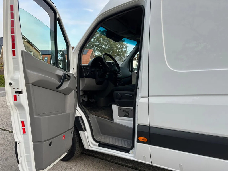 Mercedes-Benz Sprinter 313 CDI / L2H2 / AUTOMAAT / NL BUS / 130 PK / 2-ZITS / CC / AIRCO / CAMERA - Fourgon utilitaire: photos 5 Mercedes-Benz Sprinter 313 CDI / L2H2 / AUTOMAAT / NL BUS / 130 PK / 2-ZITS / CC / AIRCO / CAMERA - Fourgon utilitaire: photos 5