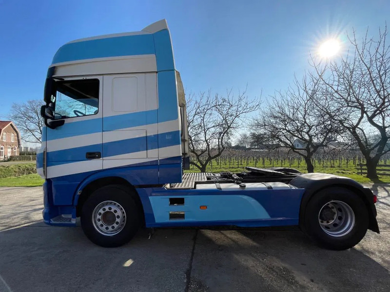 DAF XF 106.460 / NL TRUCK / EURO6 / HYDRAULICS / SLIDING 5th WHEEL / 9 TON FRONTAXLE - Tracteur routier: photos 4 DAF XF 106.460 / NL TRUCK / EURO6 / HYDRAULICS / SLIDING 5th WHEEL / 9 TON FRONTAXLE - Tracteur routier: photos 4