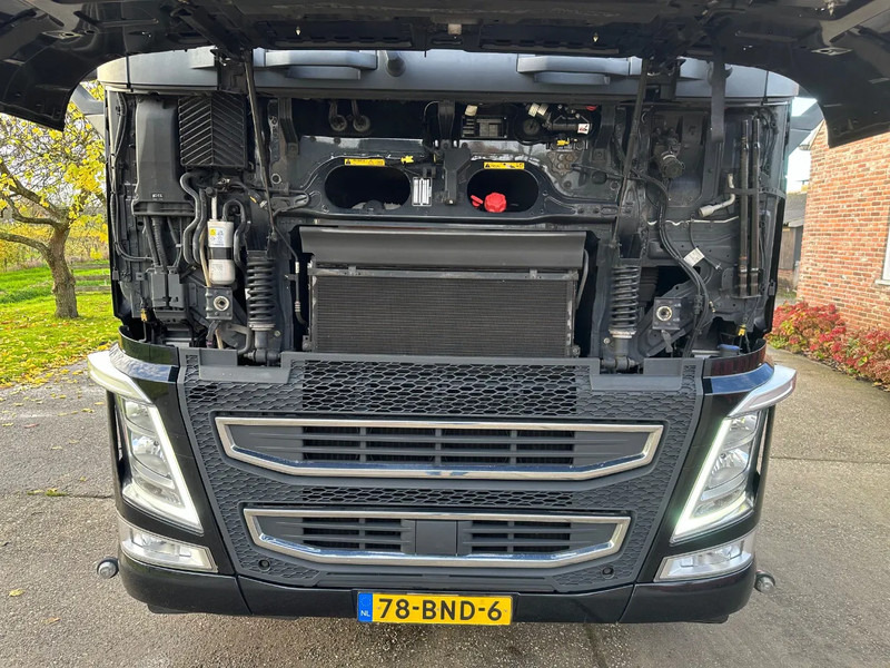 Volvo FH 500 / GLOBETROTTER / NL TRUCK / ALCOA / 2 TANK /TOP!! - Tracteur routier: photos 3 Volvo FH 500 / GLOBETROTTER / NL TRUCK / ALCOA / 2 TANK /TOP!! - Tracteur routier: photos 3
