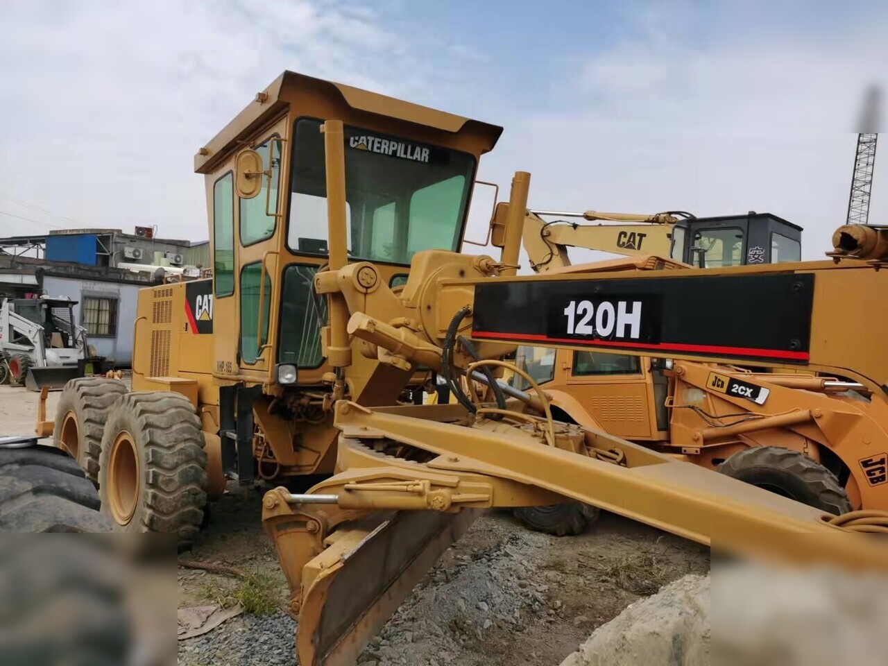 CATERPILLAR 120H - Niveleuse: photos 4 CATERPILLAR 120H - Niveleuse: photos 4