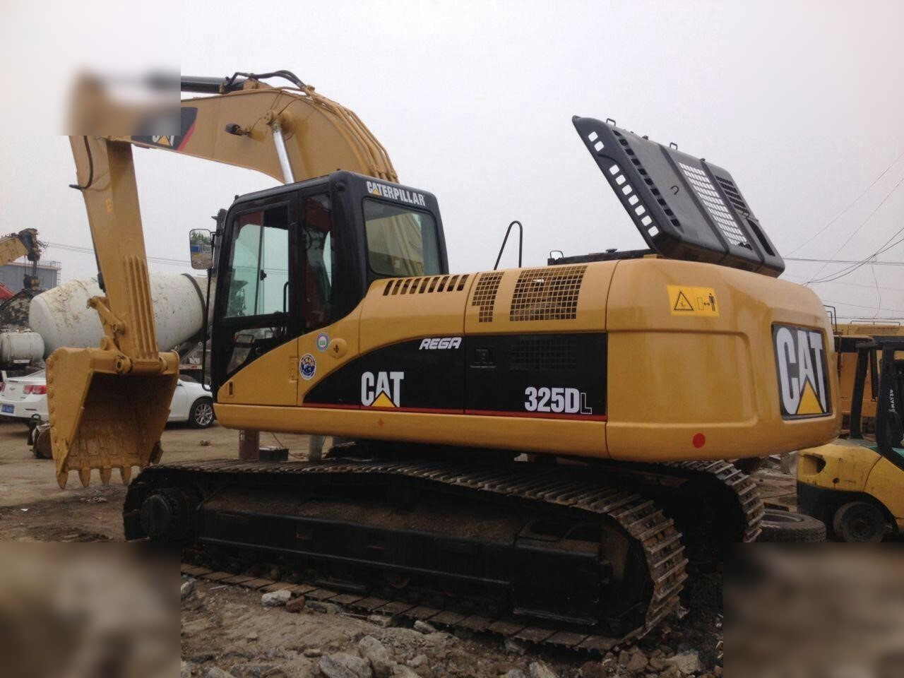 CATERPILLAR 325DL - Pelle sur chenille: photos 1 CATERPILLAR 325DL - Pelle sur chenille: photos 1