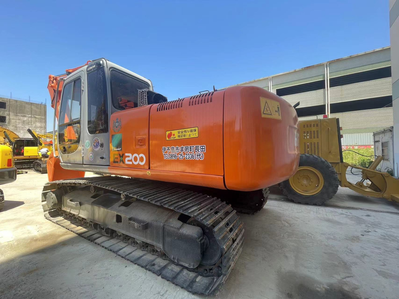 HITACHI ZX200 - Pelle sur chenille: photos 3 HITACHI ZX200 - Pelle sur chenille: photos 3
