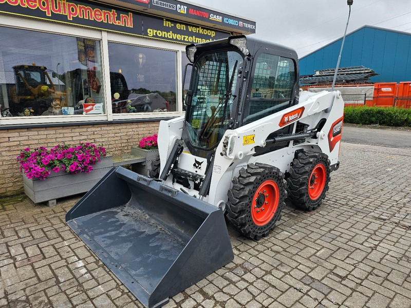 Bobcat S510 - Chargeuse sur pneus: photos 2 Bobcat S510 - Chargeuse sur pneus: photos 2