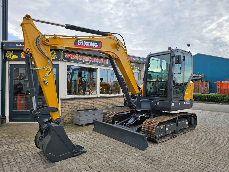 XCMG XE60GA - Mini pelle: photos 2 XCMG XE60GA - Mini pelle: photos 2