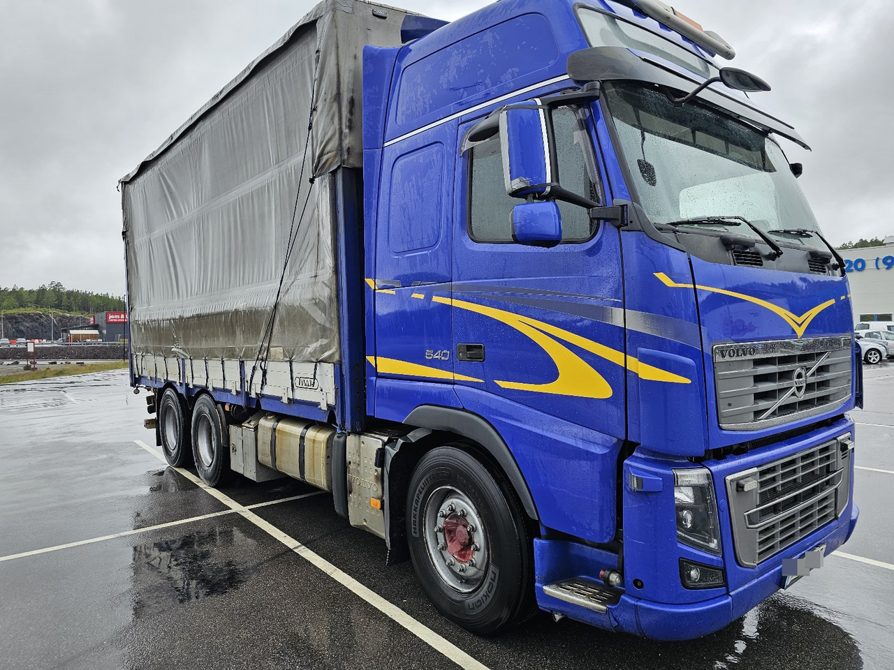 Volvo FH16 540 6x4 - Camion à rideaux coulissants: photos 3 Volvo FH16 540 6x4 - Camion à rideaux coulissants: photos 3