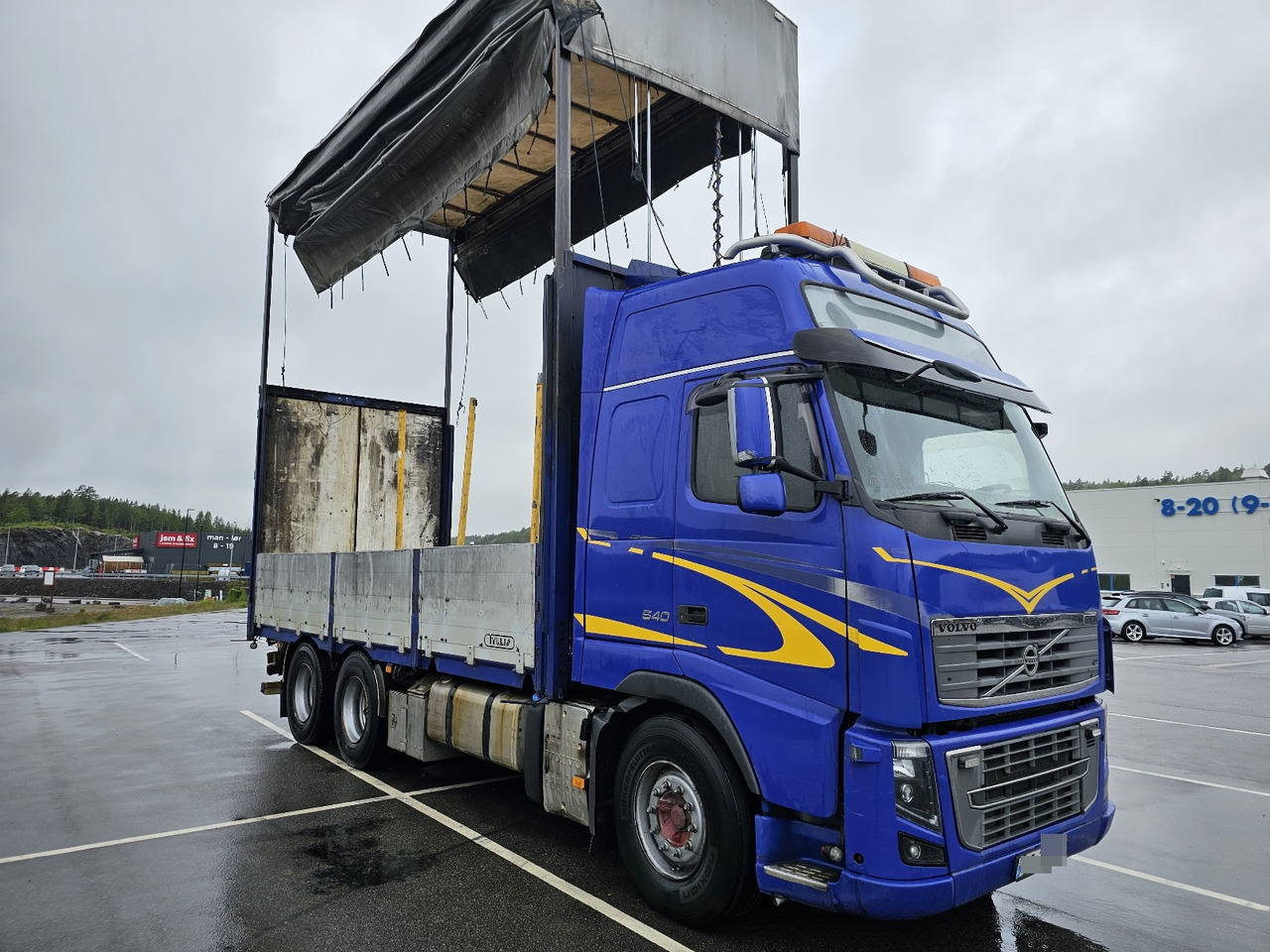 Volvo FH16 540 6x4 - Camion à rideaux coulissants: photos 1 Volvo FH16 540 6x4 - Camion à rideaux coulissants: photos 1