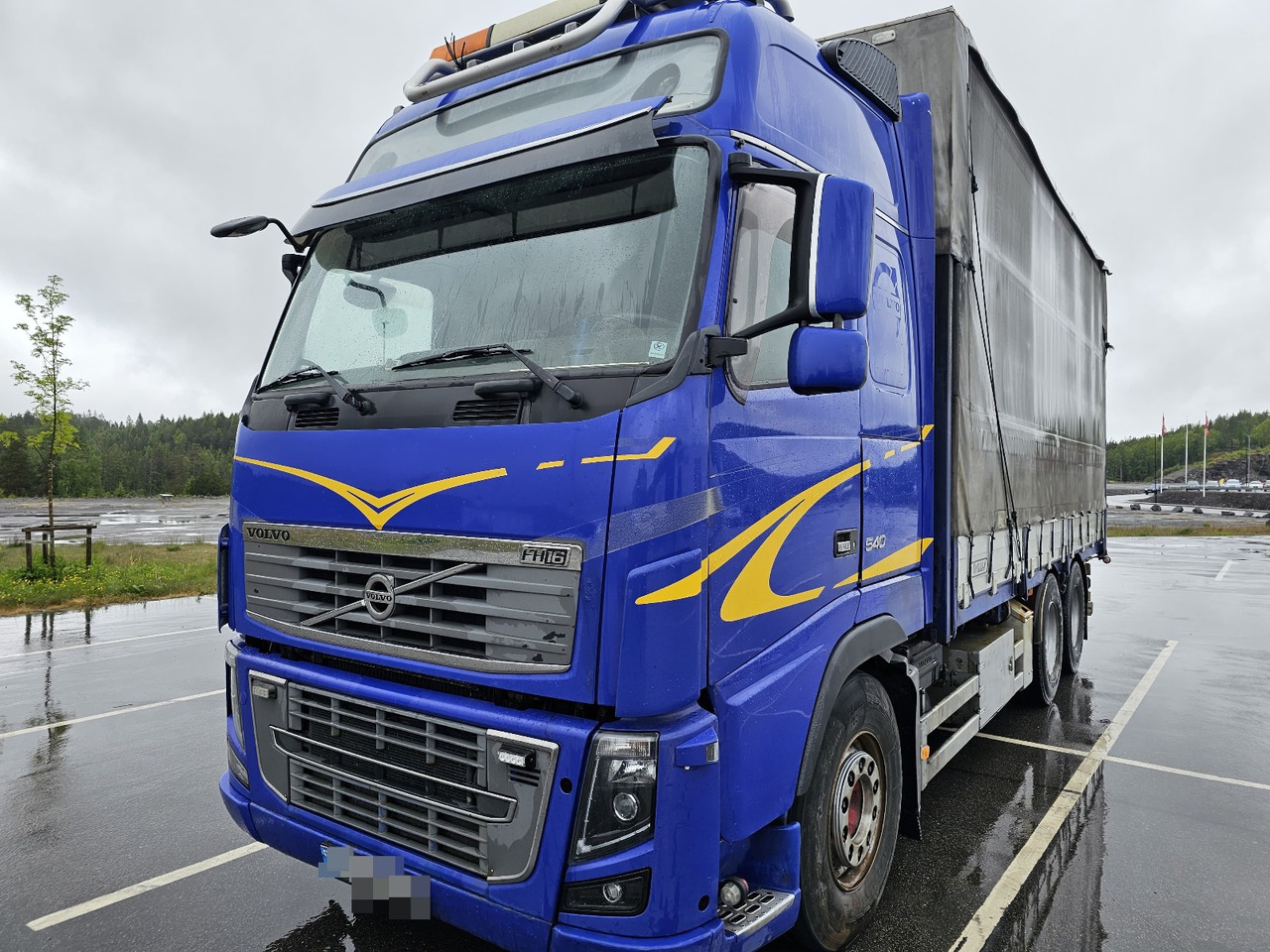 Volvo FH16 540 6x4 - Camion à rideaux coulissants: photos 5 Volvo FH16 540 6x4 - Camion à rideaux coulissants: photos 5