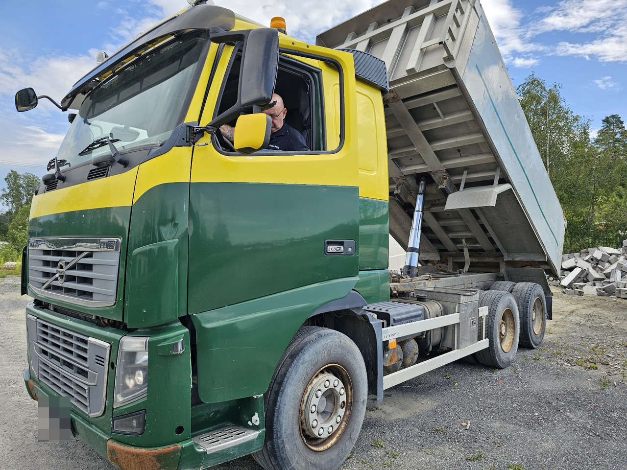 Volvo FH16 540 6x4 Retarder - Camion benne: photos 1 Volvo FH16 540 6x4 Retarder - Camion benne: photos 1