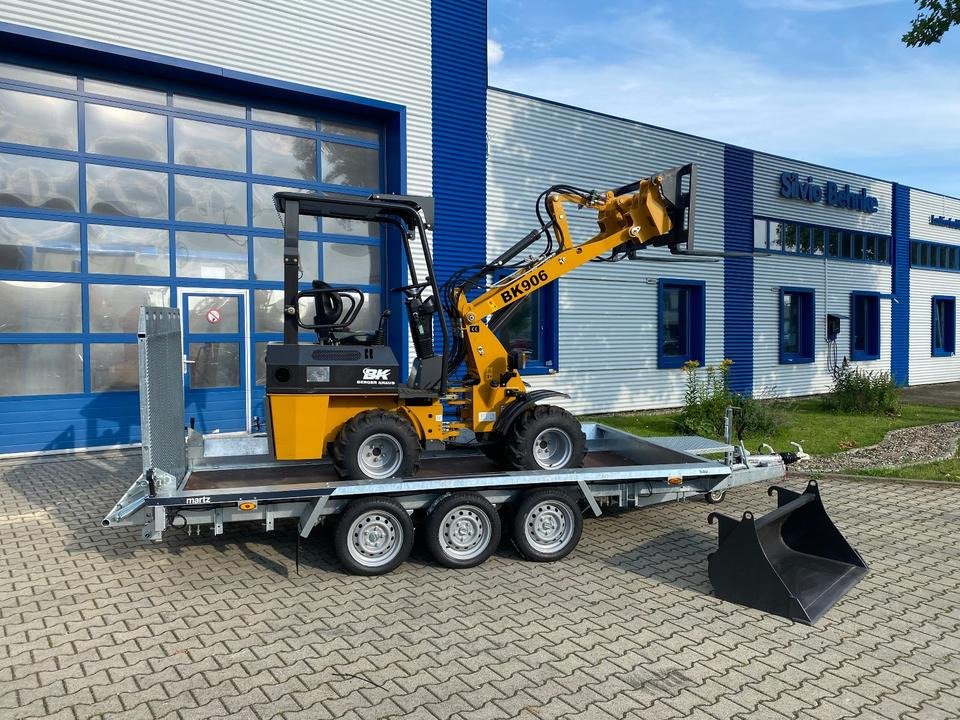 Radlader/Hoflader BK906 inkl. Tieflader und Gabel/Schaufelpaket *INKL.19% MWST*BERGER KRAUS*PERKINS*SOFORT!* - Valet de ferme, Remorque: photos 4 Radlader/Hoflader BK906 inkl. Tieflader und Gabel/Schaufelpaket *INKL.19% MWST*BERGER KRAUS*PERKINS*SOFORT!* - Valet de ferme, Remorque: photos 4
