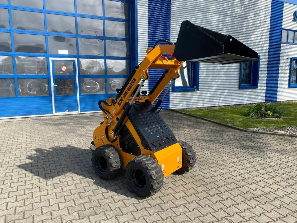 Radlader / Minilader BK323S mit Zubehör Komplettpaket *INKL.19% MWST.*BERGER KRAUS*BRIGGS&STRATTON* - Mini chargeuse: photos 4 Radlader / Minilader BK323S mit Zubehör Komplettpaket *INKL.19% MWST.*BERGER KRAUS*BRIGGS&STRATTON* - Mini chargeuse: photos 4