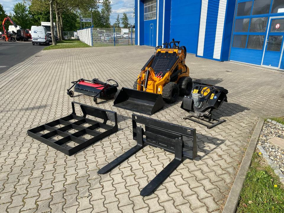 Radlader / Minilader BK323S mit Zubehör Komplettpaket *INKL.19% MWST.*BERGER KRAUS*BRIGGS&STRATTON* - Mini chargeuse: photos 1 Radlader / Minilader BK323S mit Zubehör Komplettpaket *INKL.19% MWST.*BERGER KRAUS*BRIGGS&STRATTON* - Mini chargeuse: photos 1