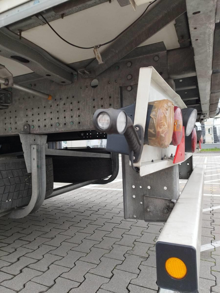 Semi-remorque isothermique neuf Schmitz Cargobull 3 axles  xLiftachse: photos 12