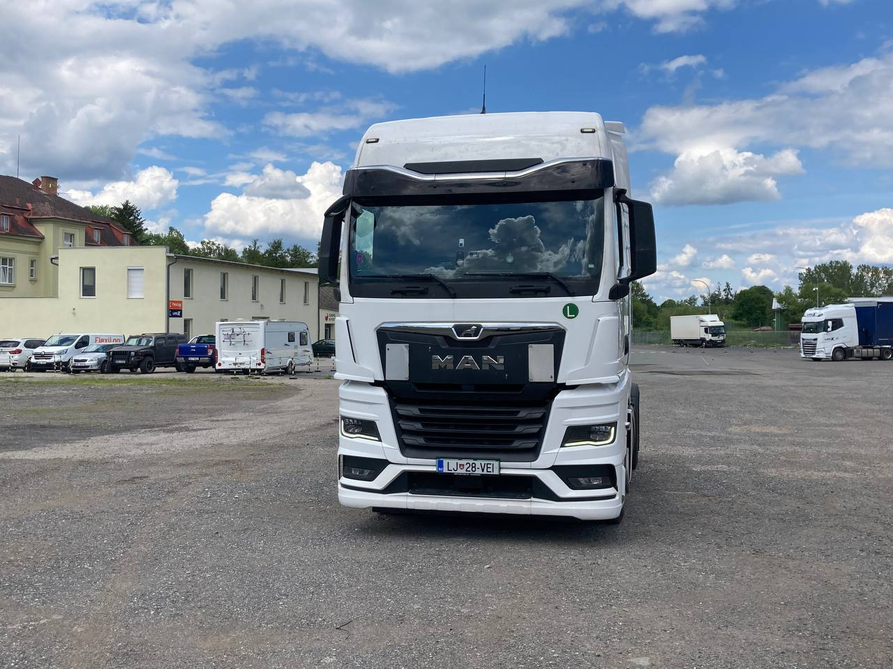 MAN TGX 18.510 XXL*RETARDER*2xTANK*STANDARD*2021 - Tracteur routier: photos 2 MAN TGX 18.510 XXL*RETARDER*2xTANK*STANDARD*2021 - Tracteur routier: photos 2
