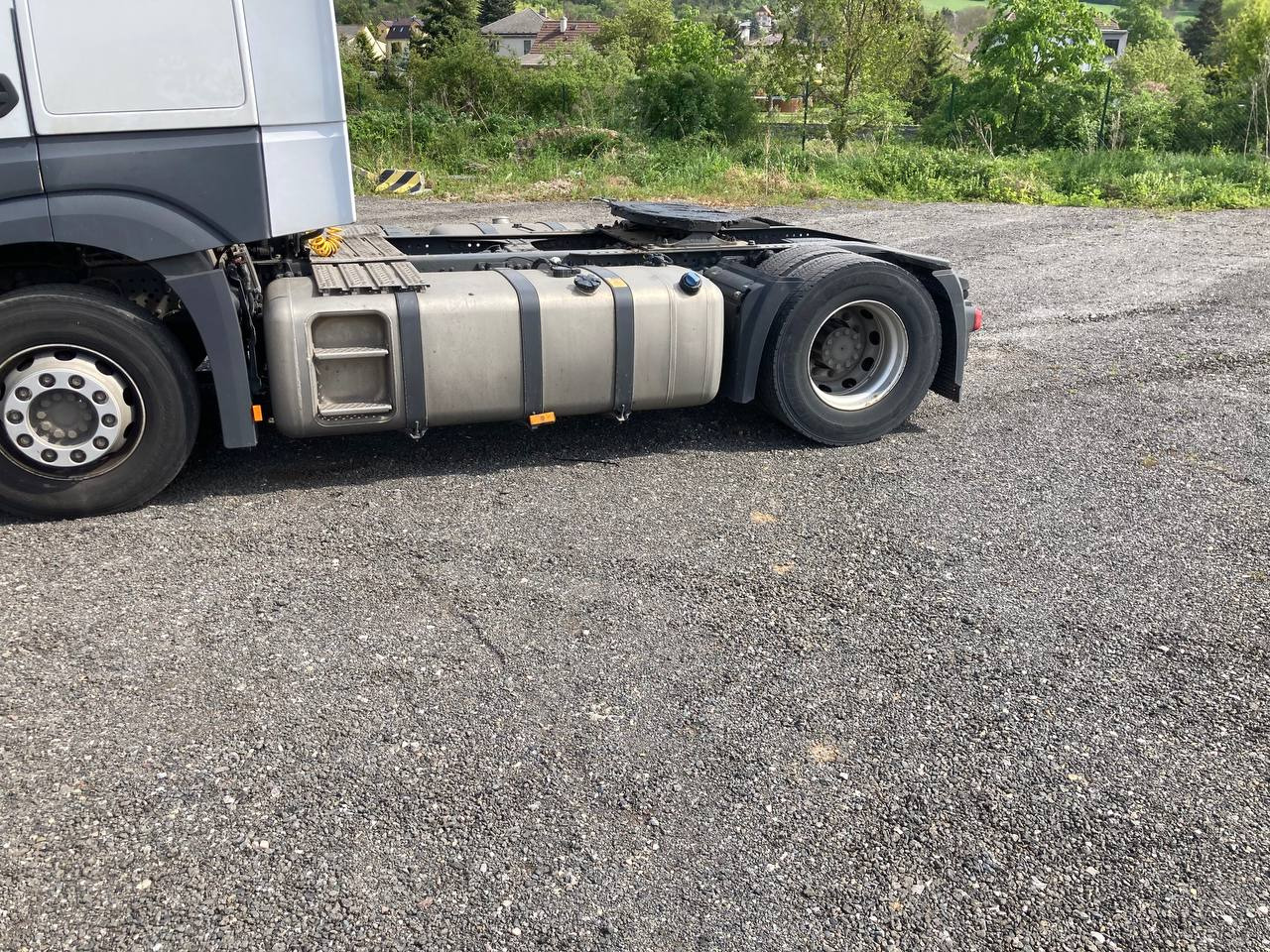 Tracteur routier Mercedes-Benz Actros 1845 LS 4x2 BigSpace: photos 7