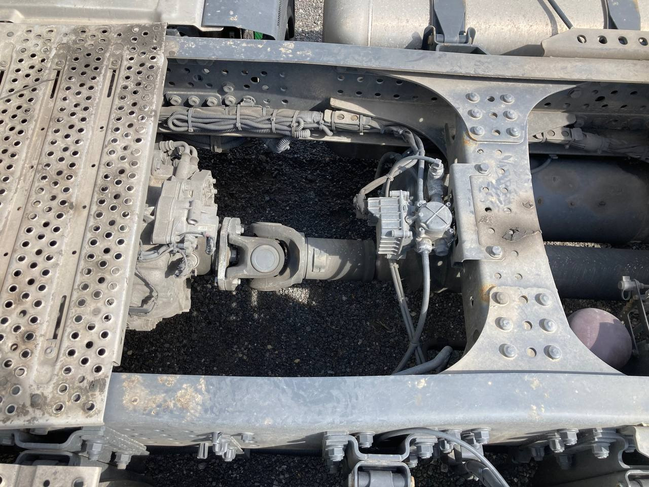 Tracteur routier Mercedes-Benz Actros 1845 LS 4x2 BigSpace: photos 9