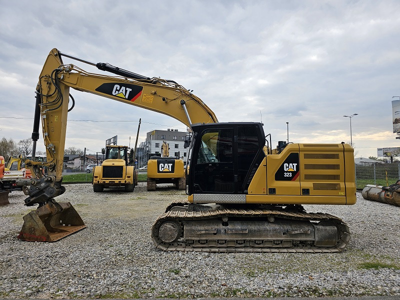 CATERPILLAR 323-07B - Pelle sur chenille: photos 2 CATERPILLAR 323-07B - Pelle sur chenille: photos 2