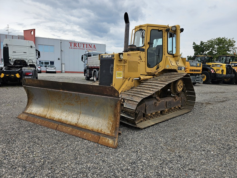 CATERPILLAR D4H - Bulldozer: photos 1 CATERPILLAR D4H - Bulldozer: photos 1