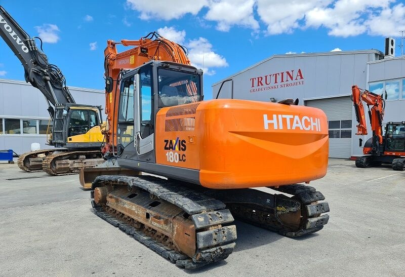 Hitachi ZX180LC-3 - Pelle sur chenille: photos 5 Hitachi ZX180LC-3 - Pelle sur chenille: photos 5