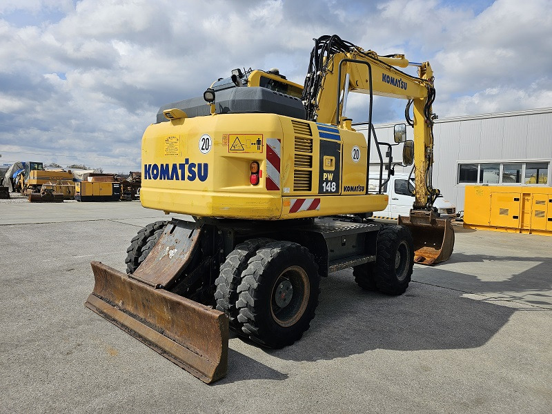 KOMATSU PW148-8 - Pelle sur pneus: photos 4 KOMATSU PW148-8 - Pelle sur pneus: photos 4
