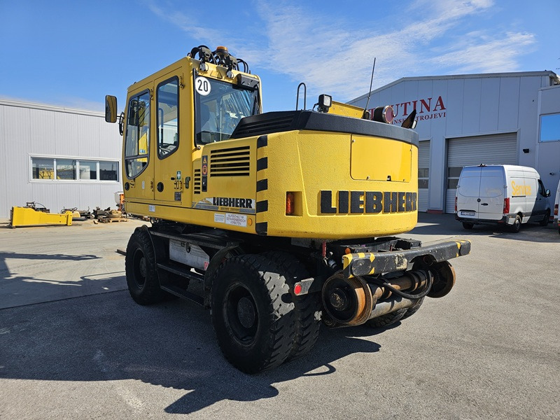 LIEBHERR A900C ZW - Pelle sur pneus: photos 2 LIEBHERR A900C ZW - Pelle sur pneus: photos 2