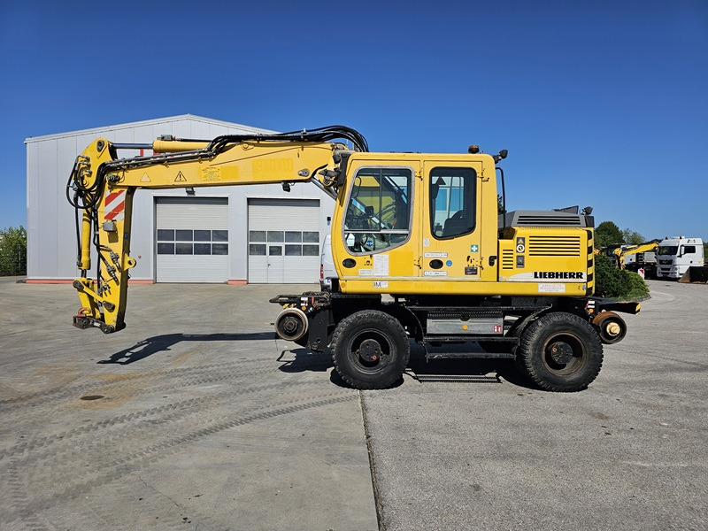 LIEBHERR A900C ZW - Pelle sur pneus: photos 1 LIEBHERR A900C ZW - Pelle sur pneus: photos 1