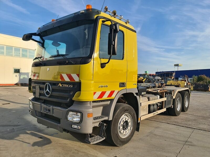 Mercedes-Benz DB2646 - Camion ampliroll: photos 1 Mercedes-Benz DB2646 - Camion ampliroll: photos 1