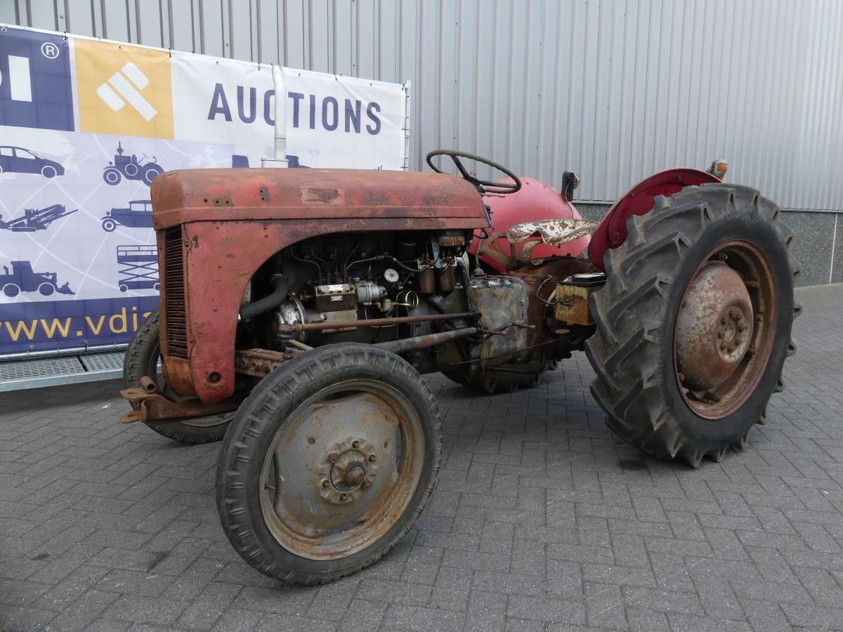 Ferguson TED - Tracteur agricole: photos 3 Ferguson TED - Tracteur agricole: photos 3