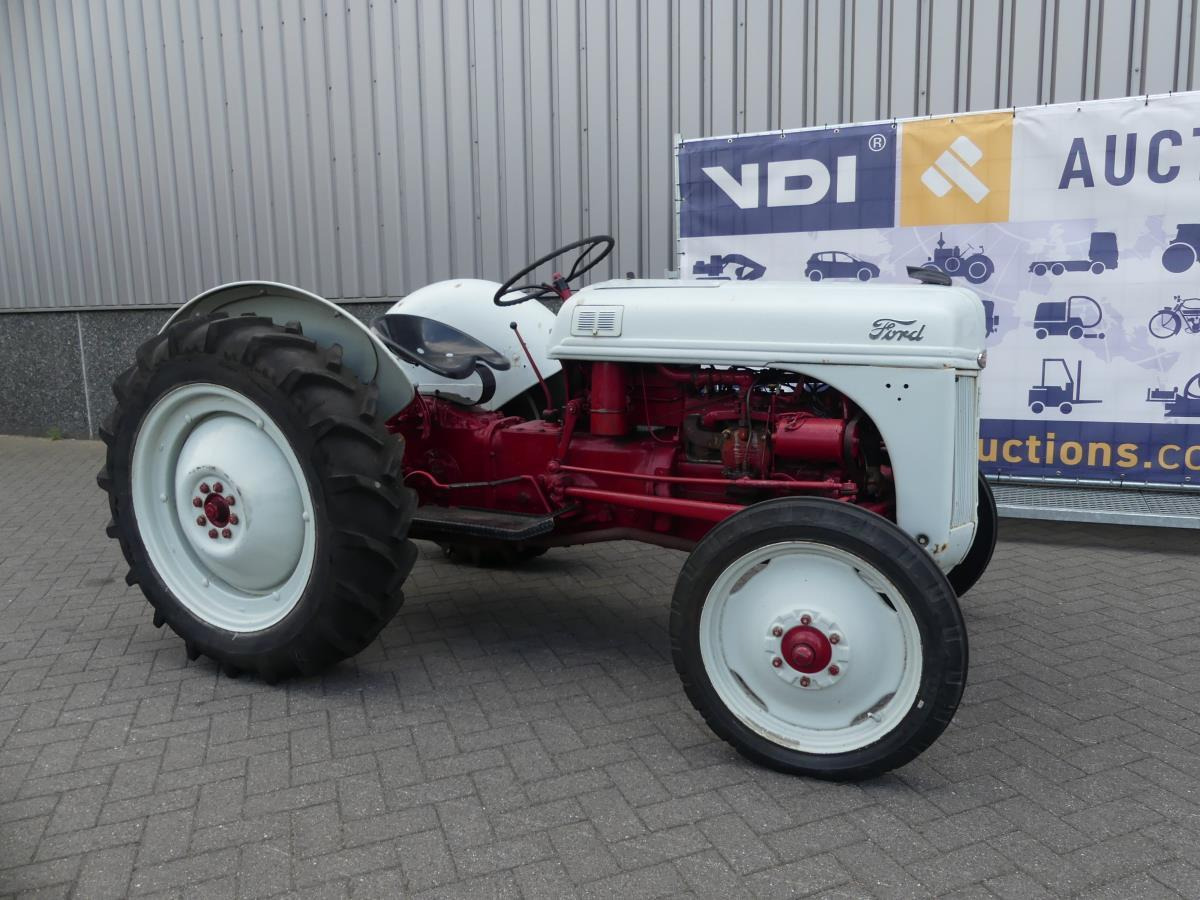 Tracteur agricole Ford 8N, Dearborn: photos 43