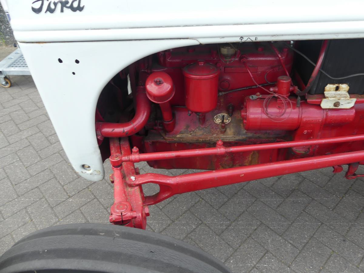 Tracteur agricole Ford 8N, Dearborn: photos 33