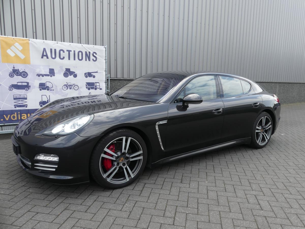 Porsche Panamera, Platina Edition - Berline: photos 1 Porsche Panamera, Platina Edition - Berline: photos 1