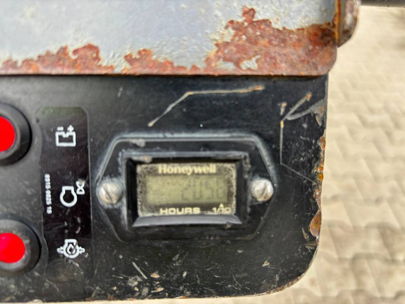 Atlas-Copco LG 504 - Compacteur: photos 5 Atlas-Copco LG 504 - Compacteur: photos 5