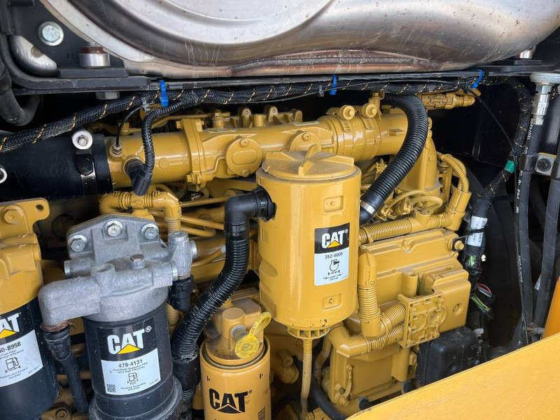 Chargeuse sur pneus Cat 926M: photos 15