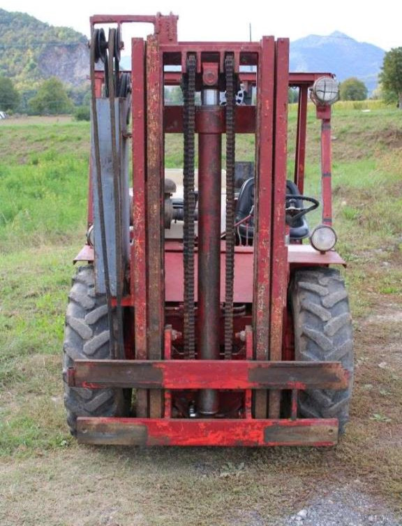 Manitou MC20P - Chariot tout terrain: photos 2 Manitou MC20P - Chariot tout terrain: photos 2