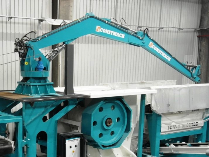 CONSTMACH Brise-Roche Hydraulique – Puissance Maximale pour les Travaux de Démolition les Plus Durs - Concasseur: photos 1 CONSTMACH Brise-Roche Hydraulique – Puissance Maximale pour les Travaux de Démolition les Plus Durs - Concasseur: photos 1