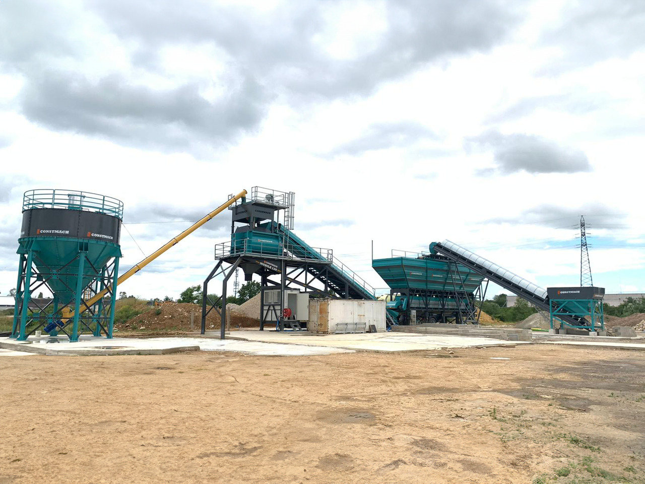 Constmach 120 m³/h Mobile Concrete Batching Plant - Centrale à béton: photos 1 Constmach 120 m³/h Mobile Concrete Batching Plant - Centrale à béton: photos 1