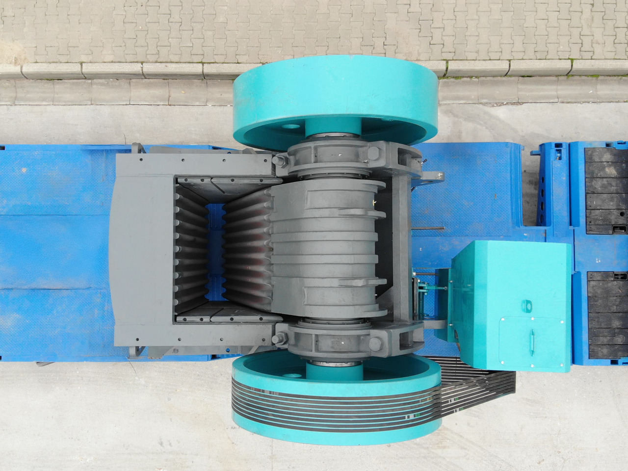 Constmach Delivery Of 60-110 Tph Jaw Crushers In Stock - Concasseur à mâchoires: photos 3 Constmach Delivery Of 60-110 Tph Jaw Crushers In Stock - Concasseur à mâchoires: photos 3