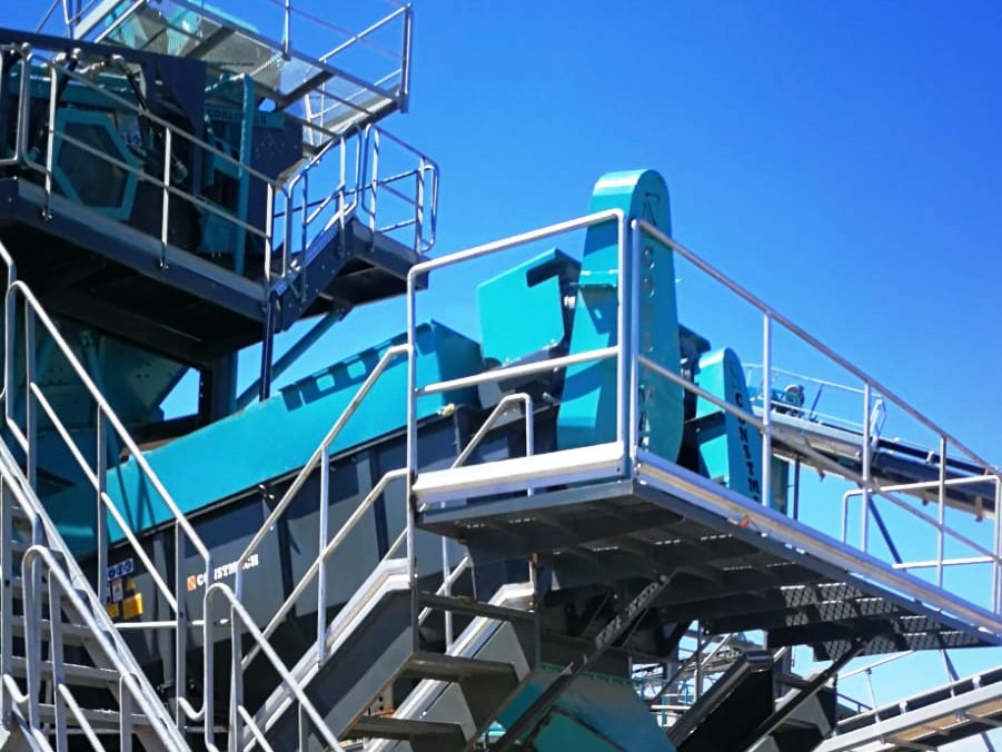 Constmach Laveuse De Grumes - Laveuse De Palettes (Laveuse De Gros Matériaux) - Crible: photos 1 Constmach Laveuse De Grumes - Laveuse De Palettes (Laveuse De Gros Matériaux) - Crible: photos 1